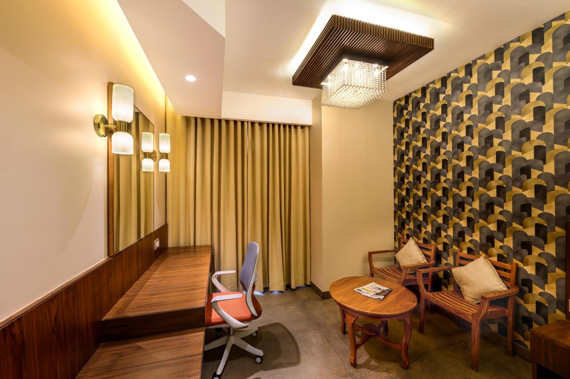 Sundex Hotel Thanjavur Extérieur photo