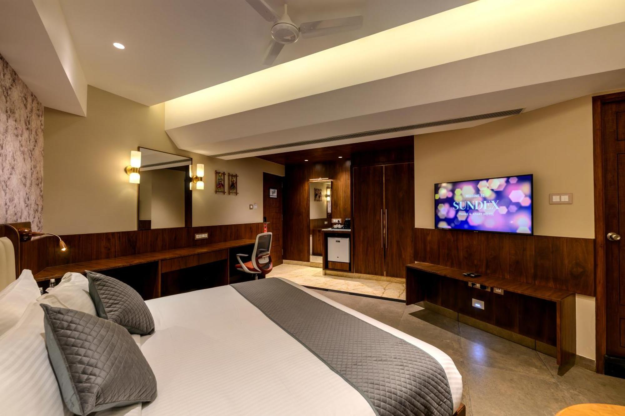 Sundex Hotel Thanjavur Extérieur photo